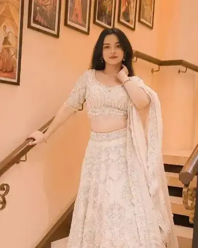 Escort Vile Parle